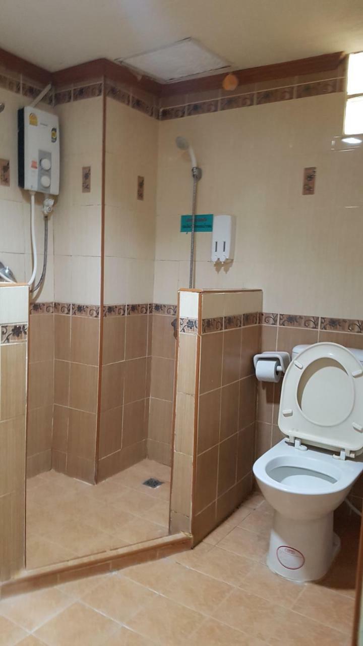 Khon Kaen Ruenrom Hotel Экстерьер фото