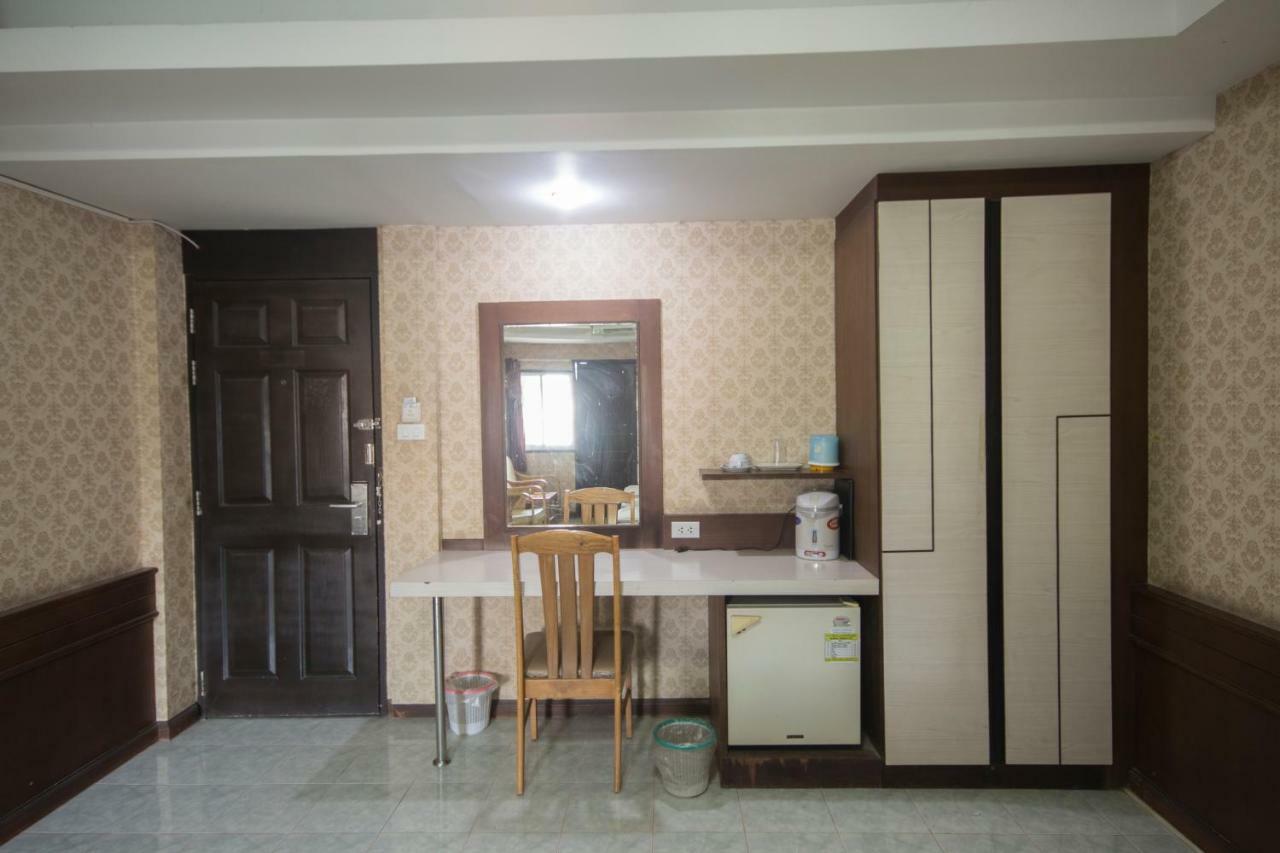 Khon Kaen Ruenrom Hotel Экстерьер фото
